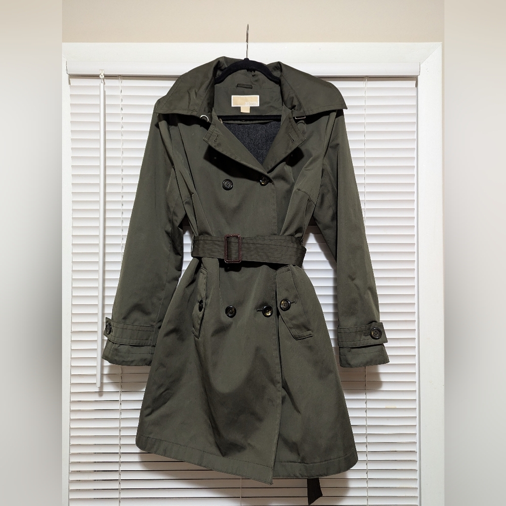 Michael Kors, Double Breasted, Green Trench Coat with Hood and Lining